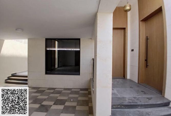 82780385 - Property Image 2