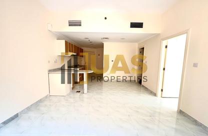 Apartment - 1 - 2 for rent in Golden Sands 12 - Al Mankhool - Bur Dubai - Dubai