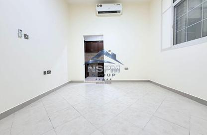 Apartment - Studio - 1 Bathroom for rent in Al Saada Street - Al Mushrif - Abu Dhabi