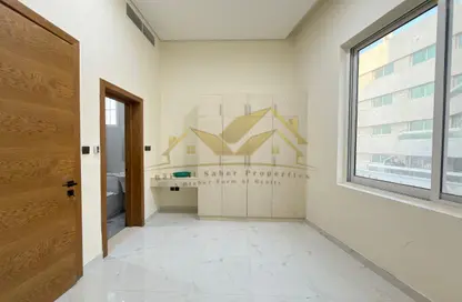 Apartment - 1 Bedroom - 2 Bathrooms for rent in Karama Park Area - Al Karama - Dubai