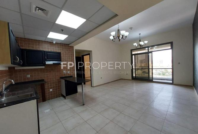 76976828 - Property Main Image