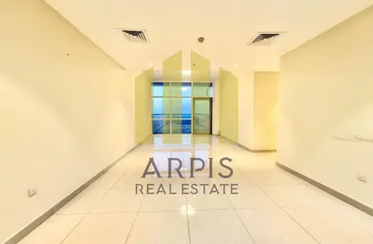 شقة - غرفة نوم - 2 حمامات للايجار في برج دوجا - شارع الشيخ زايد - دبي