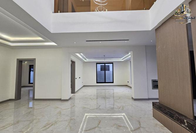 82350941 - Property Image 2