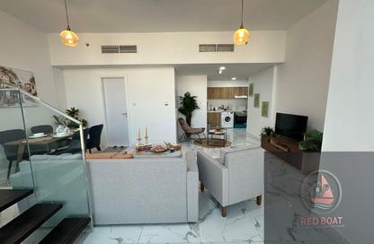 Apartment - 2 - 3 for rent in Oasis 2 - Oasis Residences - Masdar City - Abu Dhabi