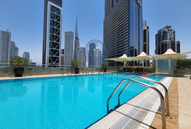 Furnished 2BHK |Chiller-Free |Vacant Now