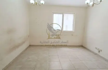 شقة - غرفة نوم - 2 حمامات للايجار في القليعة - الشرق - الشارقة