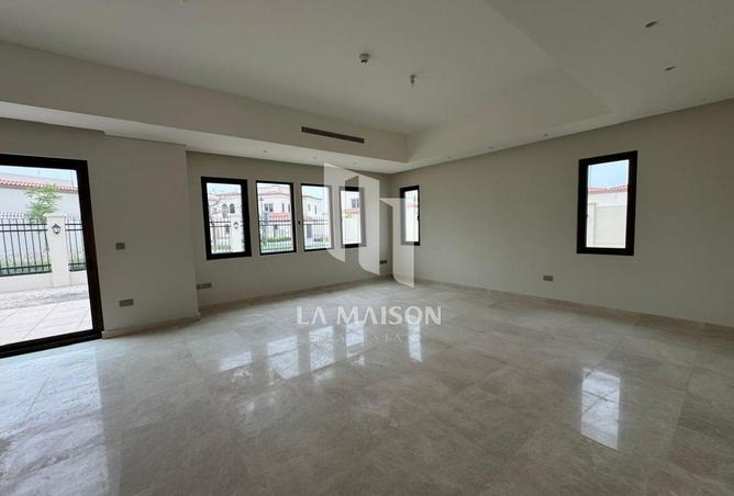 85732607 - Property Image 3