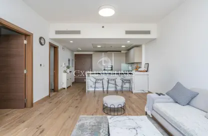 شقة - غرفة نوم - 2 حمامات للبيع في شرق 40 - الفرجان - دبي