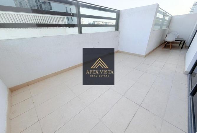 123816496 - Property Image 3