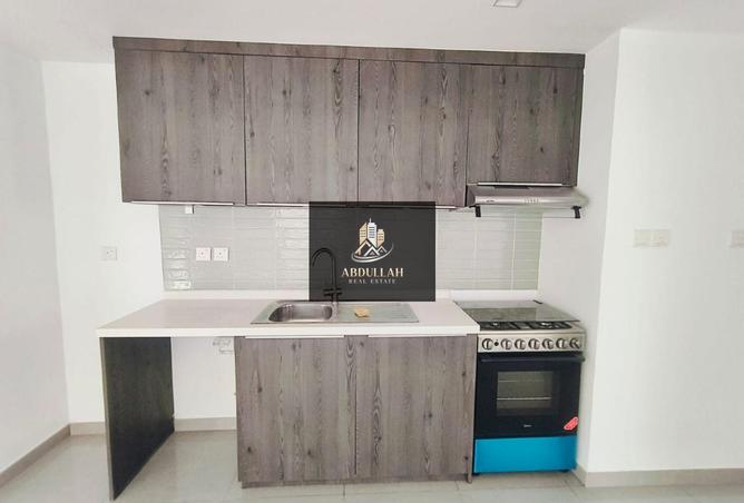 76966115 - Property Image 3