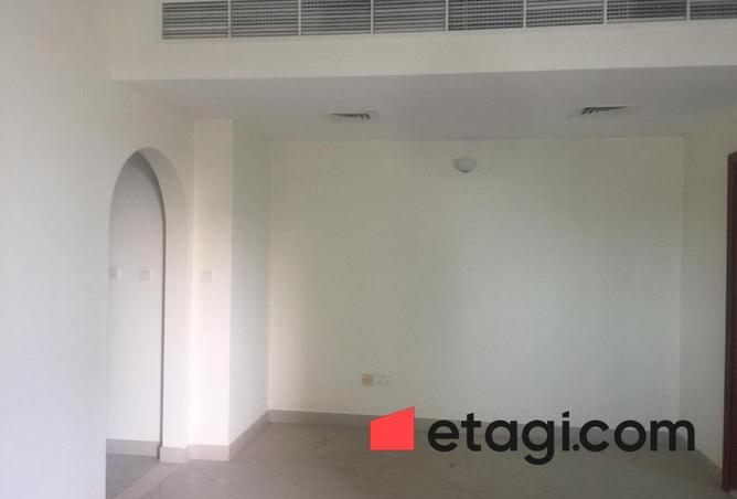 70292651 - صورة العقار 3