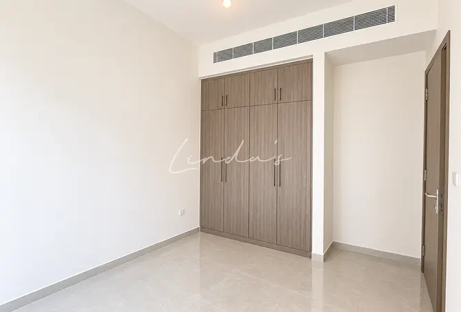 156137805 - صورة العقار 2