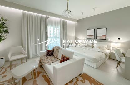 Apartment - Studio - 1 Bathroom for rent in Views B - Yas Golf Collection - Yas Island - Abu Dhabi Apartment - Studio - 1 Bathroom for rent in Views B - Yas Golf Collection - Yas Island - Abu Dhabi