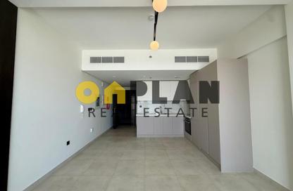 Apartment - Studio - 1 Bathroom for rent in Deansgate By Ade - Majan - Dubai Land - Dubai