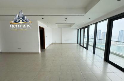 Apartment - 3 Bedrooms - 5 Bathrooms for rent in Al Khan Corniche - Al Khan - Sharjah