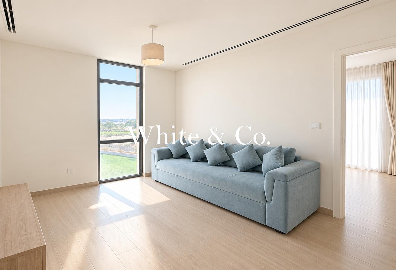 Immaculate | Golf Course View | Furnished photo 8