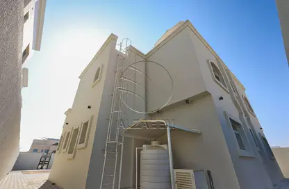 فيلا - 3 غرف نوم - 4 حمامات للايجار في مدينة الرياض - أبوظبي فيلا - 3 غرف نوم - 4 حمامات للايجار في مدينة الرياض - أبوظبي