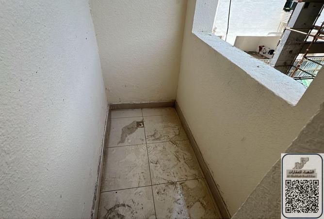 87449238 - Property Image 2