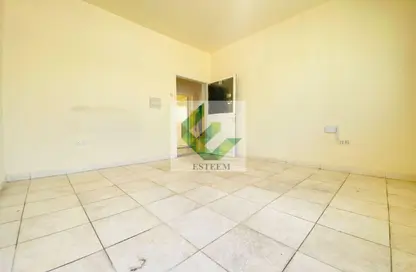 سكن الموظفين - استوديو - 8 حمامات للايجار في م-26 - مصفح الصناعية - مصفح - أبوظبي