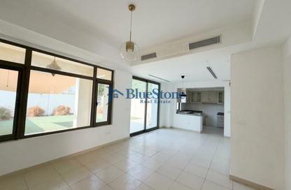 Villa - 4 - 5 for rent in Mira Oasis 2 - Mira Oasis - Reem - Dubai