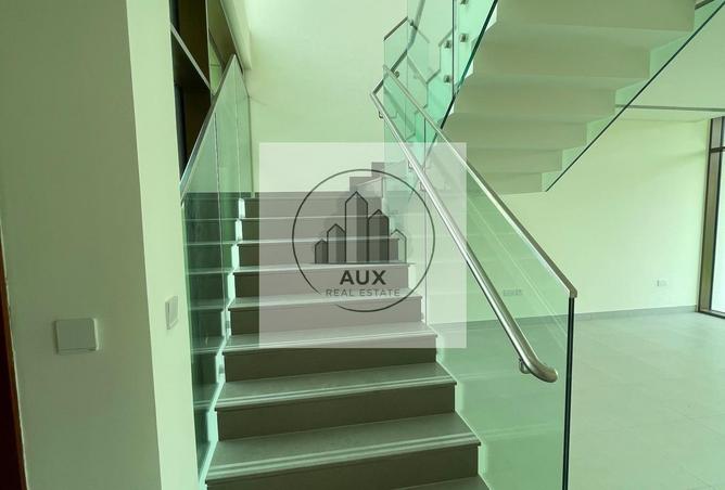 122901460 - Property Main Image