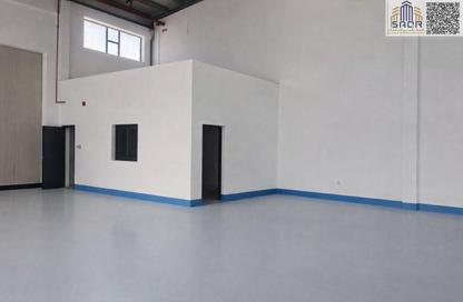 Warehouse - Studio - 1 for rent in Umm Al Thuoob - Umm Al Quwain