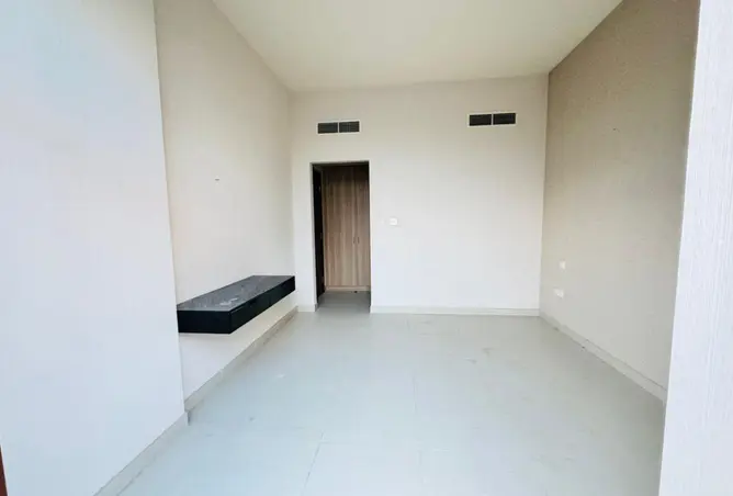 84897187 - Property Image 3