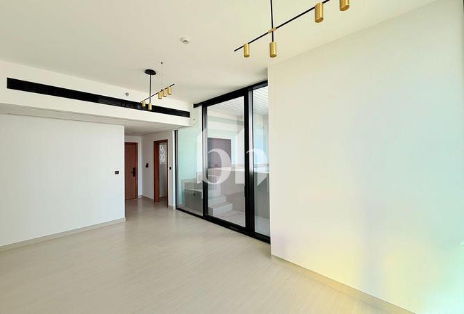 100400001 - Property Image 2