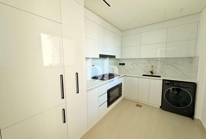 100400001 - Property Image 3