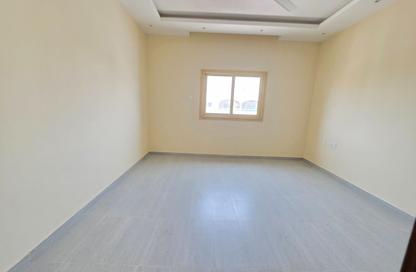 Apartment - Studio - 1 for rent in Fire Station Road - Muwaileh - Sharjah