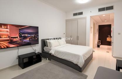 Apartment - Studio - 1 for rent in Carson A - Carson - Damac Hills - Dubai