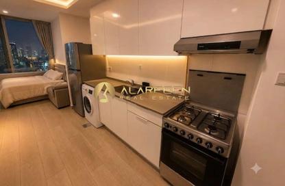 Apartment - Studio - 1 Bathroom for rent in Bloom Towers B - Bloom Towers - District 10 - Jumeirah Village Circle - Dubai