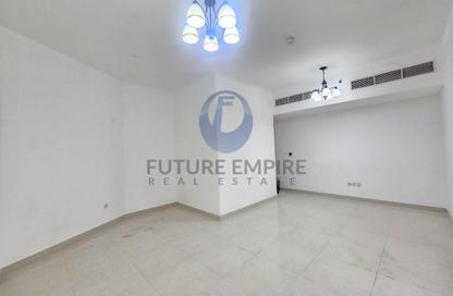 Apartment - 2 Bedrooms - 3 Bathrooms for rent in SHK Building - Al Jaddaf - Dubai