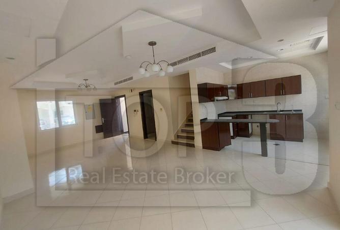 Unfurnished 3 BHK With Ample Garden.