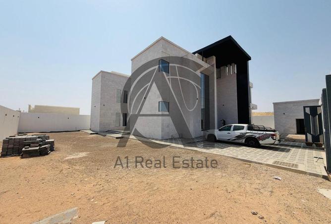 2Ou8KyDs1xI - Property Image 2