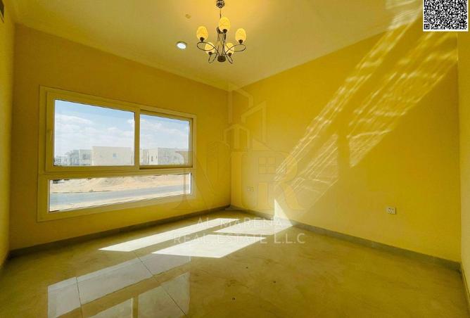 55755101 - Property Image 3