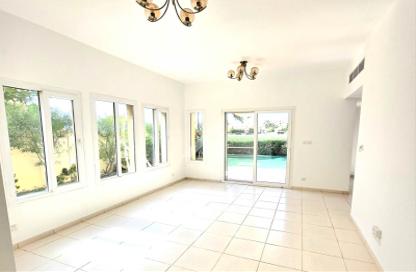 Villa - 4 - 4 for rent in Springs 5 - The Springs - Dubai