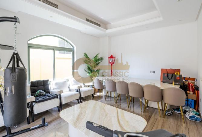 124285360 - Property Image 3