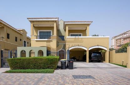 Villa - 4 Bedrooms - 6 Bathrooms for rent in The Centro - The Villa - Dubai