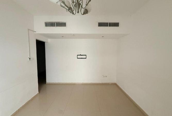 85303896 - صورة العقار 3