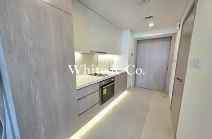 Apartment - Studio - 1 Bathroom for rent in Condor Golf Links 18 - Dubai Sports City - Dubai