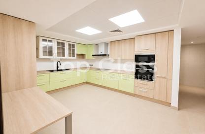 Apartment - 4 Bedrooms - 5 Bathrooms for rent in West Heights 5 - Business Bay - Dubai