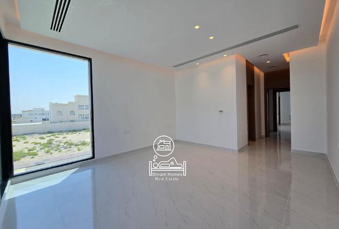 83666033 - Property Image 3