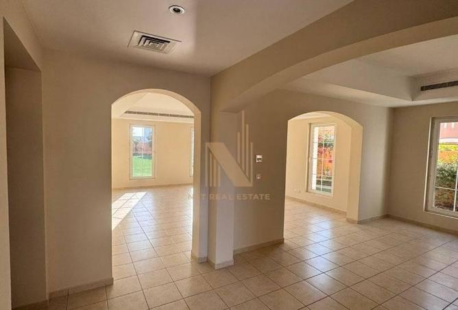 67428961 - Property Image 2