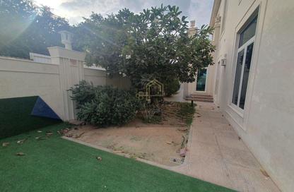 Bungalow - Studio - 7+ Bathrooms for rent in Jumeirah 3 - Jumeirah - Dubai