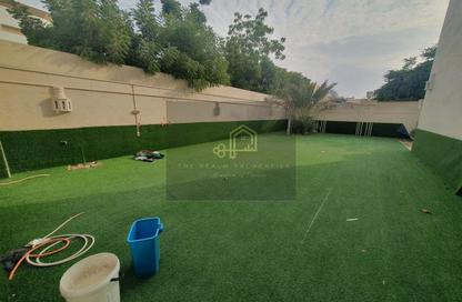 Bungalow - Studio - 7+ Bathrooms for rent in Jumeirah 3 - Jumeirah - Dubai