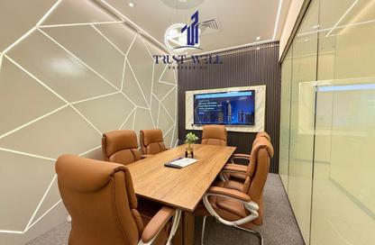 Office Space - Studio - 5 for rent in Dar Al Salam Building - Corniche Road - Abu Dhabi
