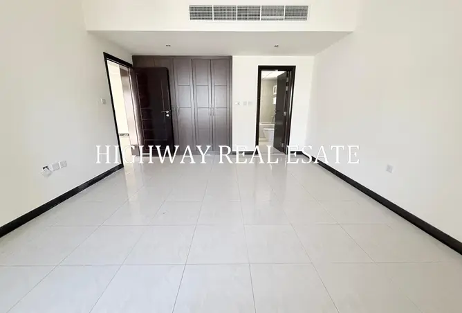 150032219 - Property Image 3