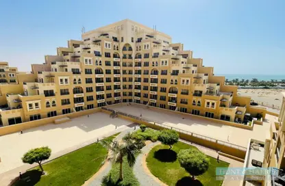 شقة - 1 حمام للايجار في فيروز - باب البحر - جزيرة المرجان - رأس الخيمة