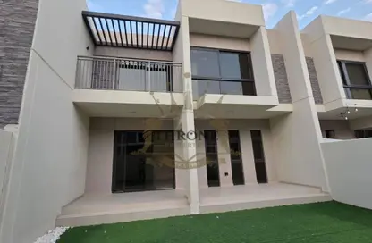 Townhouse - 3 Bedrooms - 5 Bathrooms for sale in Aurum Villas - Sycamore - Damac Hills 2 - Dubai